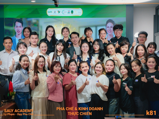 Hình ảnh thực tế tại lớp học ở Saly Academy