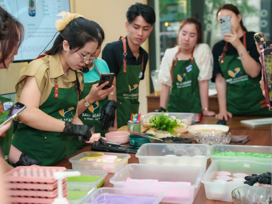 Hình ảnh thực tế tại lớp học ở Saly Academy