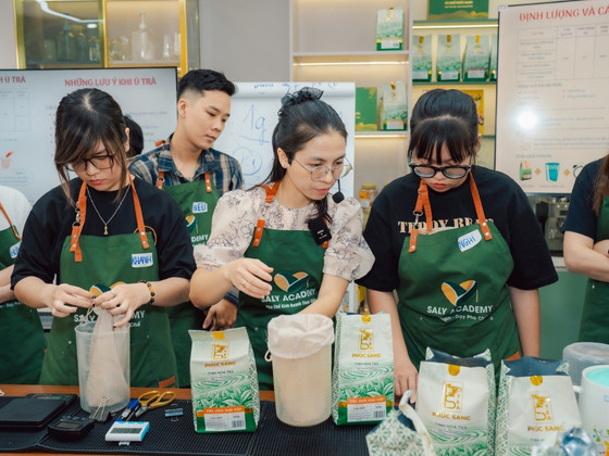 Hình ảnh thực tế tại lớp học ở Saly Academy