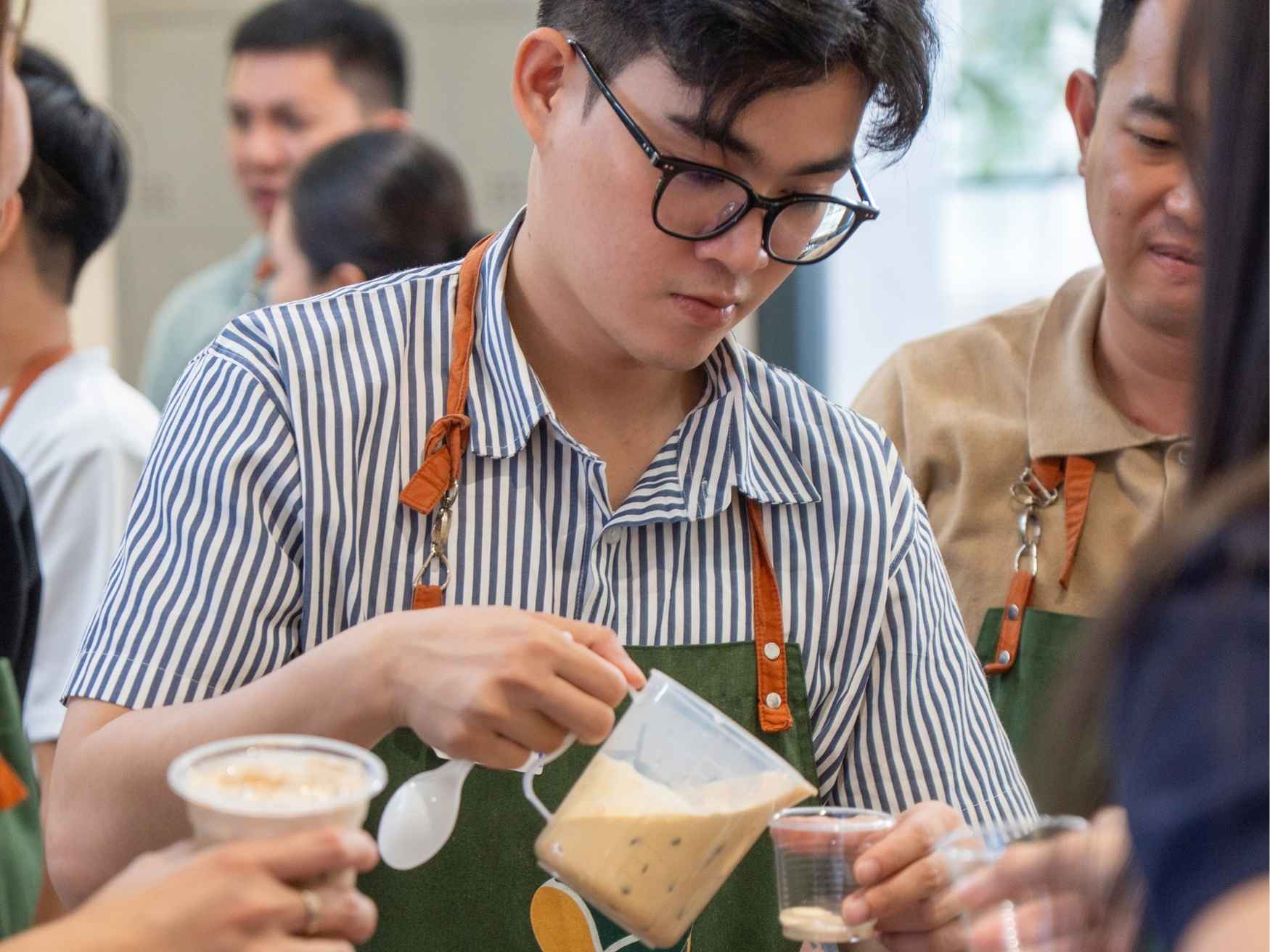 học pha chế mở quán cafe và đồ uống Hottrend