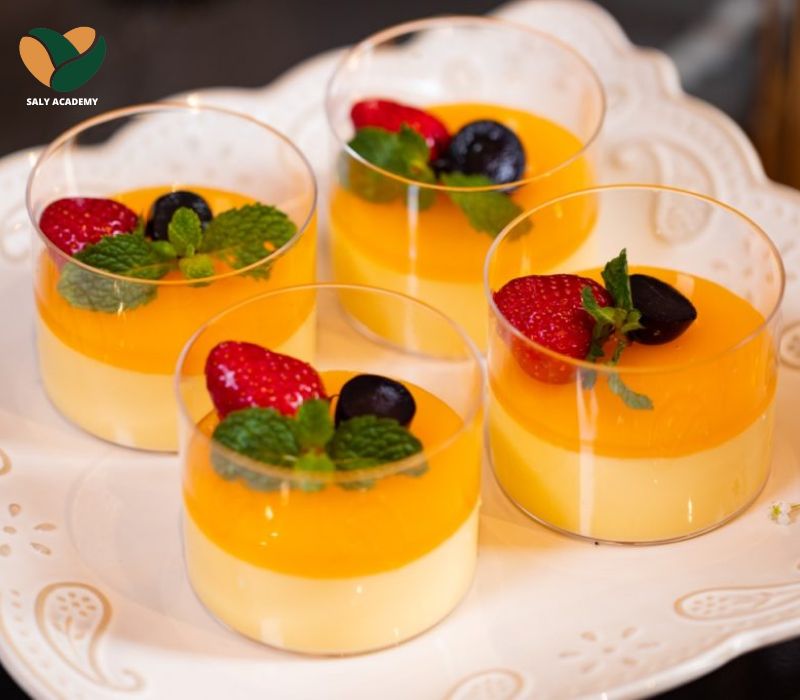 Cách làm Panna Cotta trái cây tươi mát