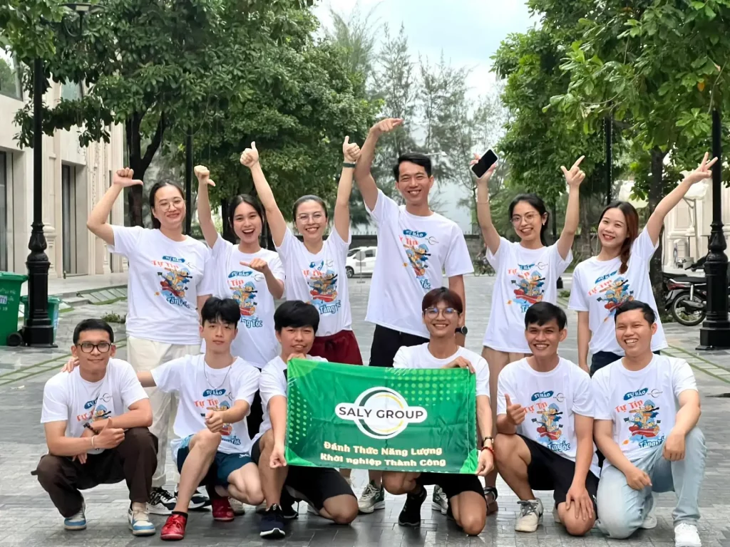 Thông báo lịch nghỉ Team Building Ly Phạm - Dạy Pha Chế | Saly Group