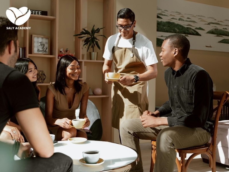 Ưu tiên thuê nhân viên part-time để tiết kiệm chi phí lương cố định trong giai đoạn đầu