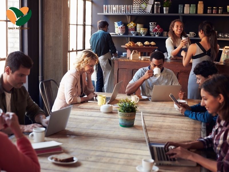 Nghiên cứu rõ khách hàng mục tiêu trước khi tiến hành mở quán cafe 200 triệu đồng