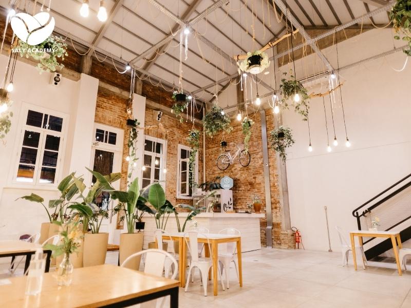 Bạn nên tách riêng công tư điện, nước cho khu vực kinh doanh và nhà ở để quản lý chi phí hiệu quả