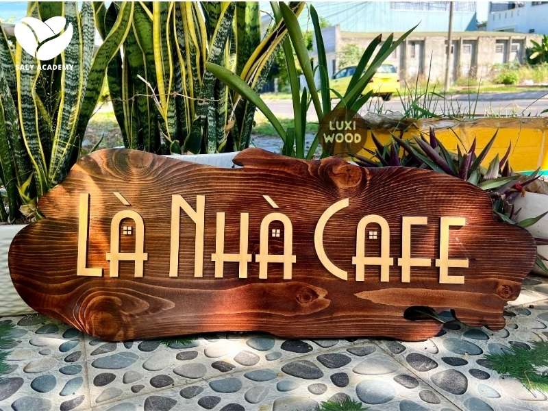 Bảng hiệu cafe võng gỗ mộc mạc Bảng hiệu cafe võng gỗ mộc mạc