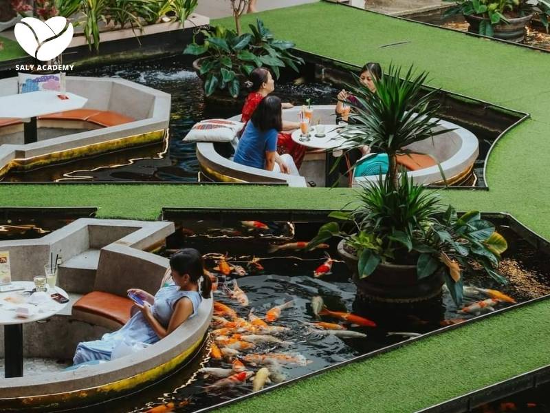 Tận dụng địa điểm và không gian sẵn có Tận dụng địa điểm và không gian sẵn có
