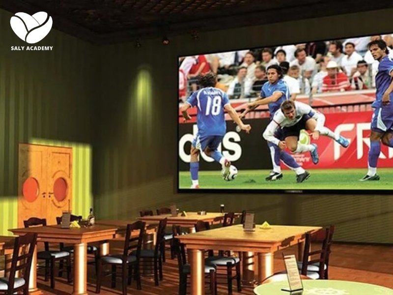 Quán cafe bóng đá hiện đại chú trọng đầu tư vào hình ảnh, không gian và trải nghiệm khách hàng Quán cafe bóng đá hiện đại chú trọng đầu tư vào hình ảnh, không gian và trải nghiệm khách hàng