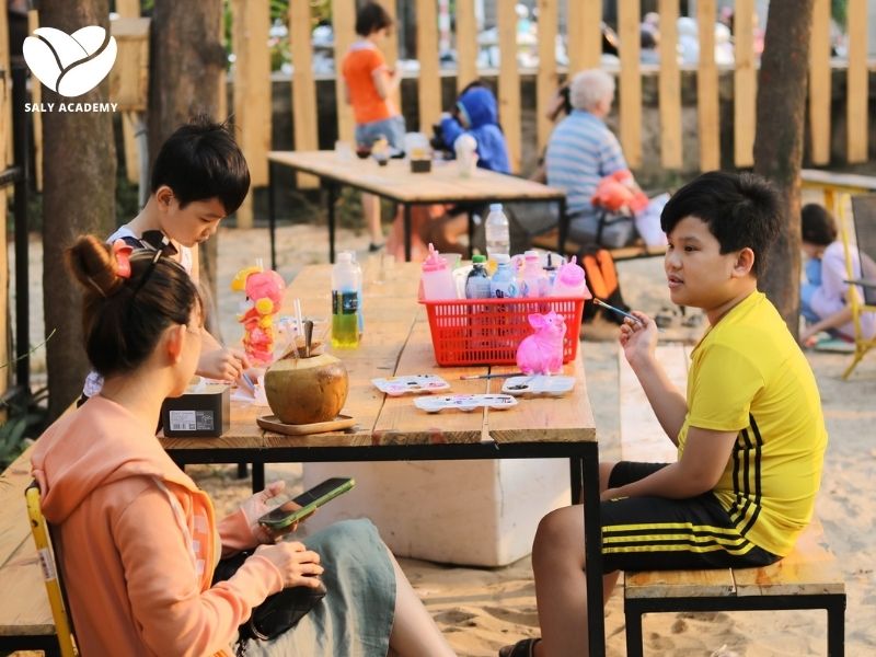 Đối tượng khách hàng mục tiêu của trà sữa tô tượng Đối tượng khách hàng mục tiêu của trà sữa tô tượng