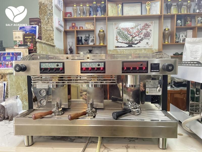 Tiêu chí chọn máy pha trà phù hợp với quy mô kinh doanh Tiêu chí chọn máy pha trà phù hợp với quy mô kinh doanh