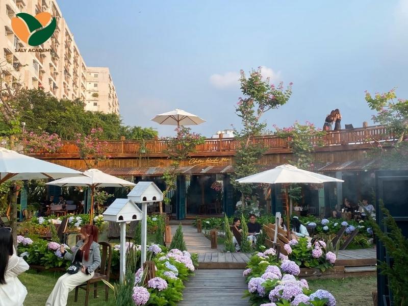 Bạn hãy theo dõi dự báo thời tiết để lên kế hoạch setup quán cafe ngoài trời phù hợp Bạn hãy theo dõi dự báo thời tiết để lên kế hoạch setup quán cafe ngoài trời phù hợp