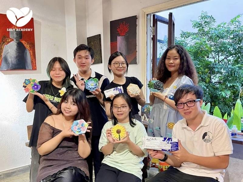 Tại sao mô hình quán cà phê tô tượng lại hút khách? Tại sao mô hình quán cà phê tô tượng lại hút khách?