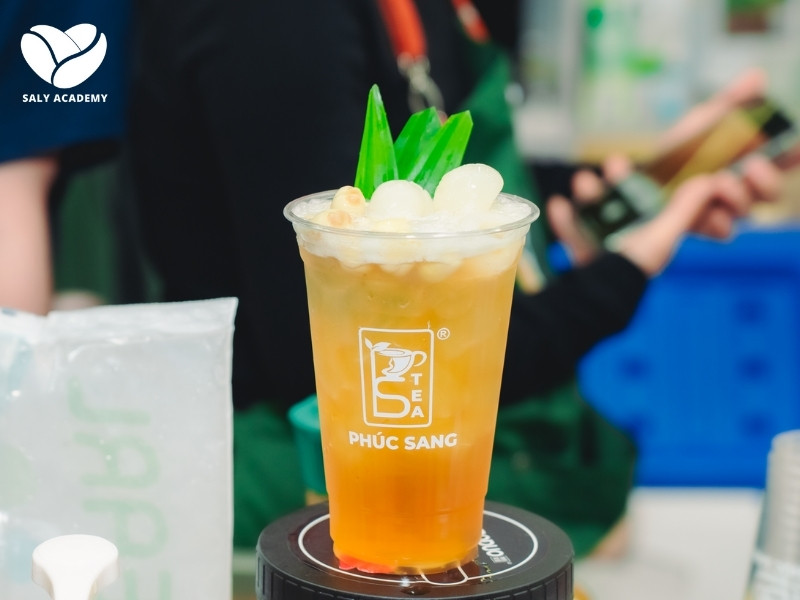 Trà nhãn hạt sen mang đến hương vị thanh mát và dịu ngọt Trà nhãn hạt sen mang đến hương vị thanh mát và dịu ngọt