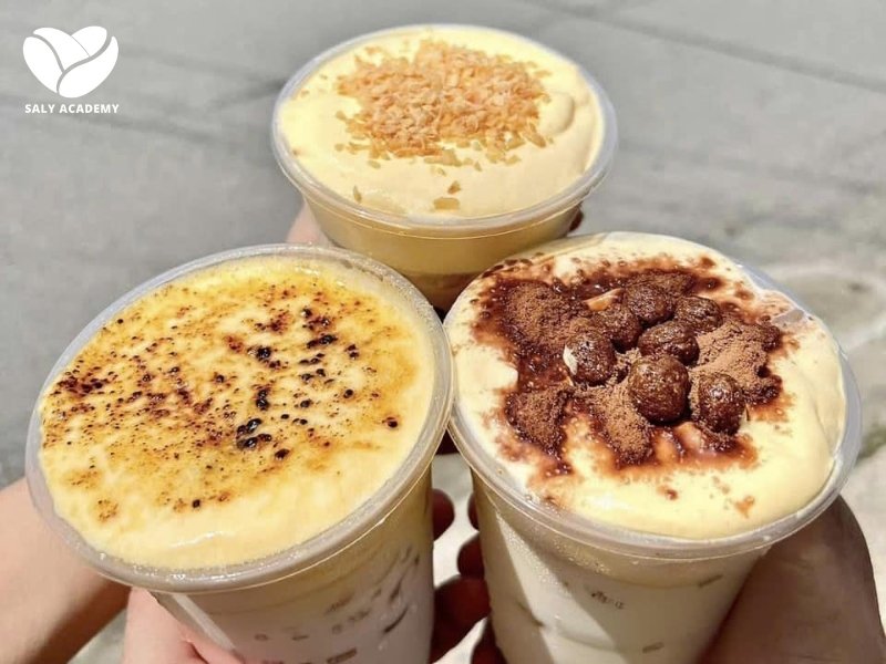 Trà sữa kem trứng nướng với hương vị thơm ngon, ngọt béo và hấp dẫn Trà sữa kem trứng nướng với hương vị thơm ngon, ngọt béo và hấp dẫn
