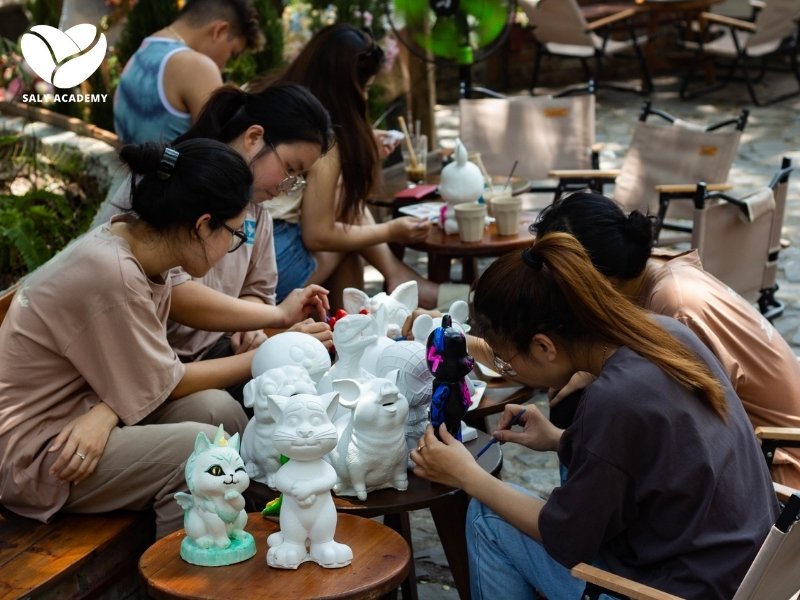 Trà sữa tô tượng đáp ứng tốt nhu cầu tâm lý và hành vi tiêu dùng mới của thế hệ trẻ Trà sữa tô tượng đáp ứng tốt nhu cầu tâm lý và hành vi tiêu dùng mới của thế hệ trẻ