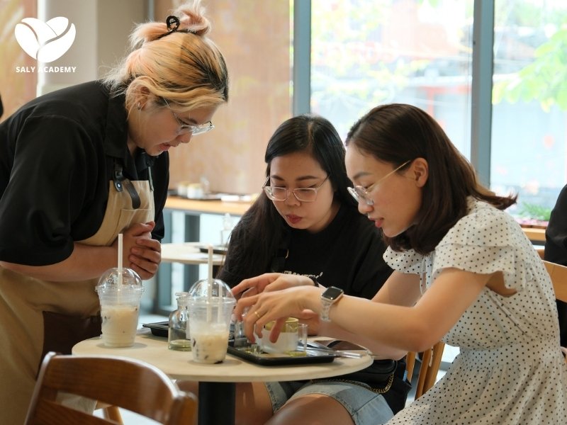 Quán cafe hoạt động tốt không chỉ cần đồ uống ngon, mà còn kiểm soát chi phí và quản lý dòng tiền hiệu quả Quán cafe hoạt động tốt không chỉ cần đồ uống ngon, mà còn kiểm soát chi phí và quản lý dòng tiền hiệu quả