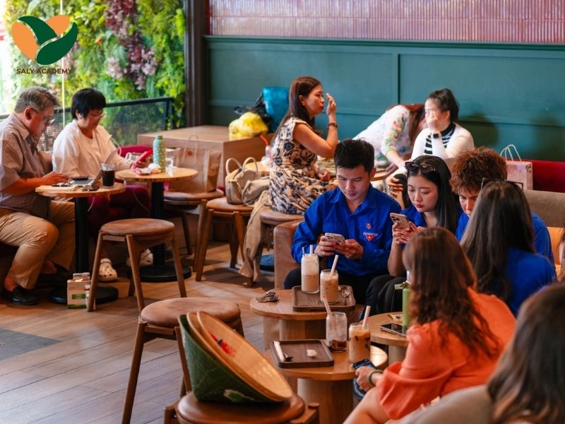 F&B là ngành dịch vụ thiết yếu, nhu cầu tiêu dùng luôn hiện hữu F&B là ngành dịch vụ thiết yếu, nhu cầu tiêu dùng luôn hiện hữu
