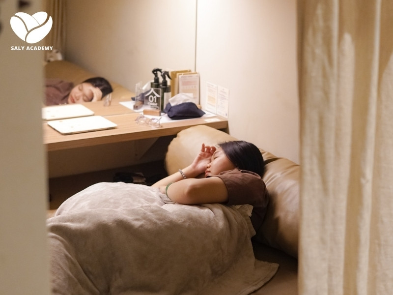Dân văn phòng chiếm tỷ lệ lớn khách hàng của các quán cà phê ngủ tại TP.HCM và Hà Nội Dân văn phòng chiếm tỷ lệ lớn khách hàng của các quán cà phê ngủ tại TP.HCM và Hà Nội