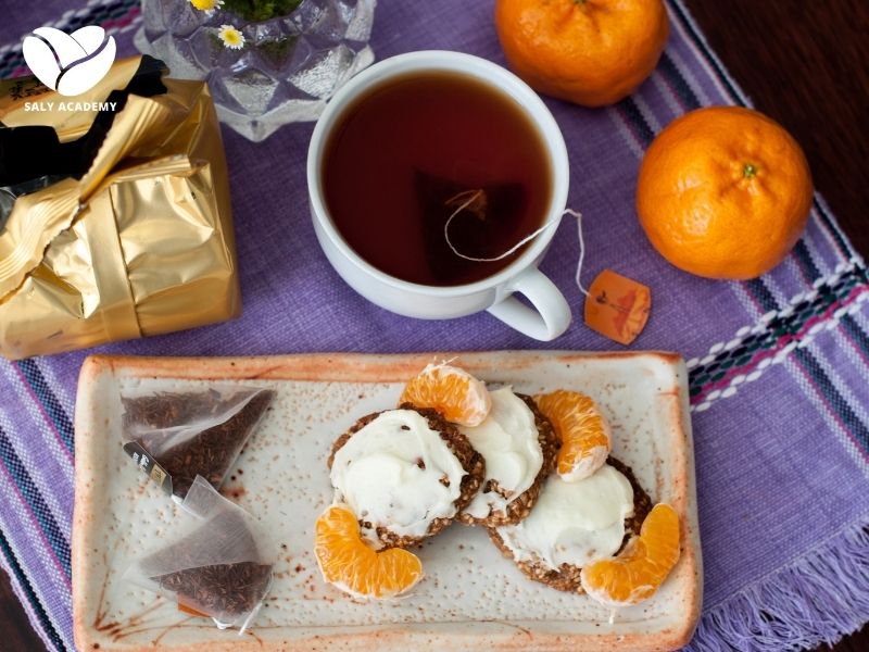 Đồ uống thường gặp trong tea break như trà đen, trà xanh, trà olong,... Đồ uống thường gặp trong tea break như trà đen, trà xanh, trà olong,...