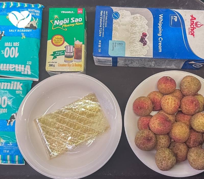 Sơ chế nguyên liệu để làm khúc bạch vải Sơ chế nguyên liệu để làm khúc bạch vải