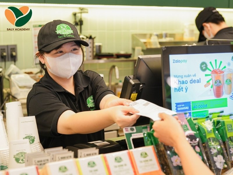 Xây dựng đội ngũ nhân sự có tâm và có tầm Xây dựng đội ngũ nhân sự có tâm và có tầm