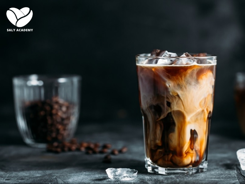 Cold Brew là cafe nguội, ít đắng, dễ uống Cold Brew là cafe nguội, ít đắng, dễ uống