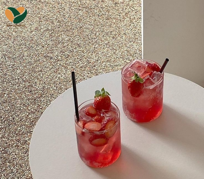 Bật mí cách pha soda dâu ngon, đẹp mắt và lời cao