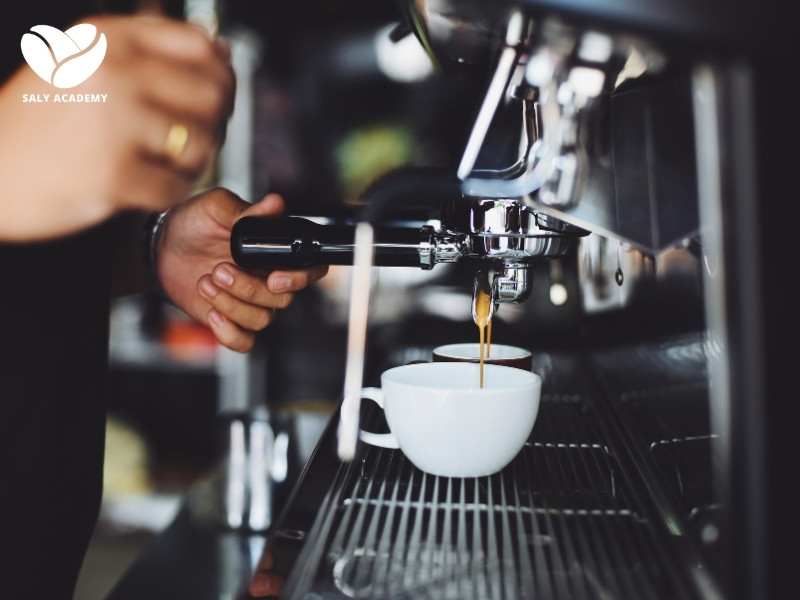 Bạn cần thành thạo máy pha espresso để tạo ra những tách cà phê chất lượng Bạn cần thành thạo máy pha espresso để tạo ra những tách cà phê chất lượng