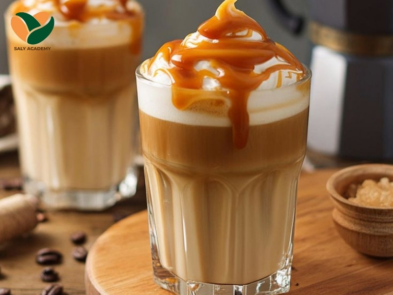 Caramel Macchiato – Món đồ uống chiến lược trong kinh doanh cà phê Caramel Macchiato – Món đồ uống chiến lược trong kinh doanh cà phê