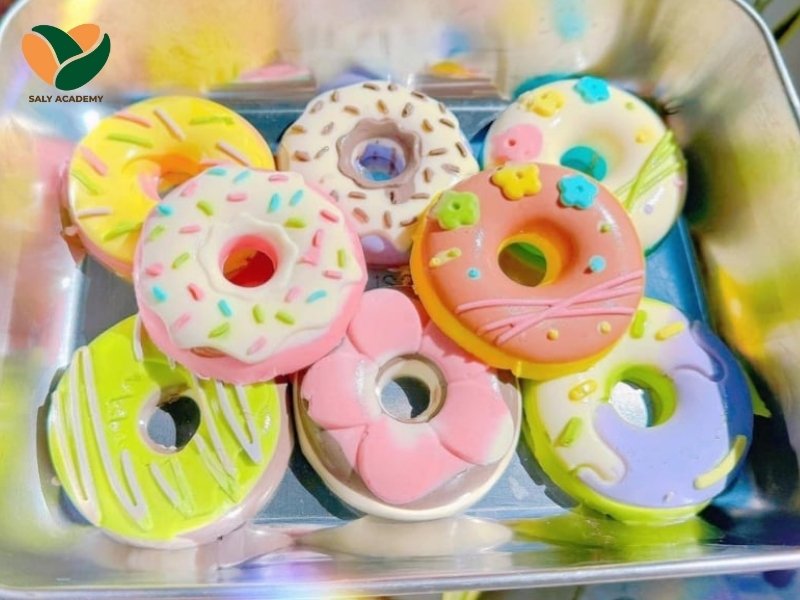 Khúc bạch donut: topping hot trend thu hút giới trẻ Khúc bạch donut: topping hot trend thu hút giới trẻ