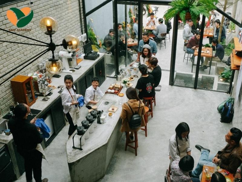 Vì sao chủ quán F&B nên xin vía buôn may bán đắt?