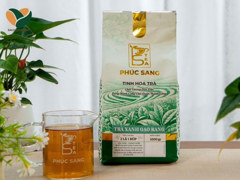 Các bước pha trà xanh gạo rang chuẩn vị