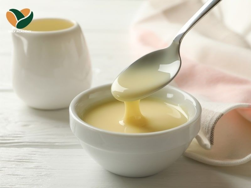 Phân loại sữa theo nguyên liệu Phân loại sữa theo nguyên liệu