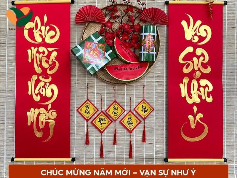 Trang trí bao lì xì, câu đối, chữ thư pháp
